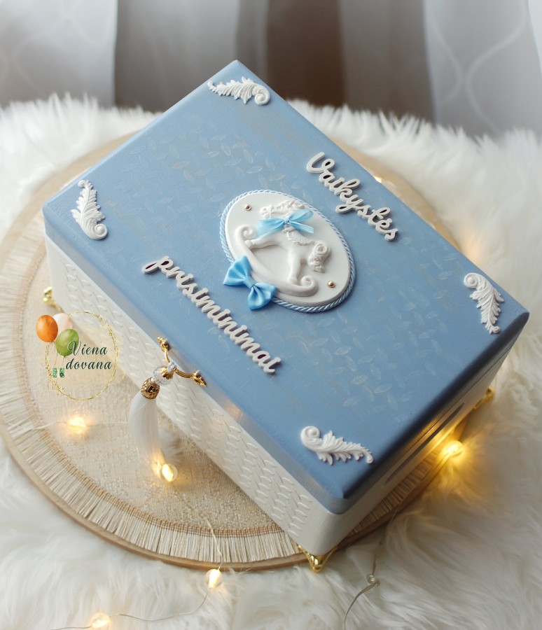 Medinė daiktadėžė "Arkliukas"